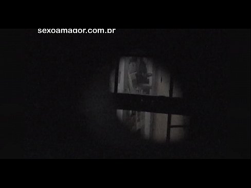 ❤️ Blondie hè videoregistrata in segretu da un voyeur di u quartieru nascostu daretu à i mattoni cavi ❤️❌ Cazzo à porn co.ixiporn.ru
